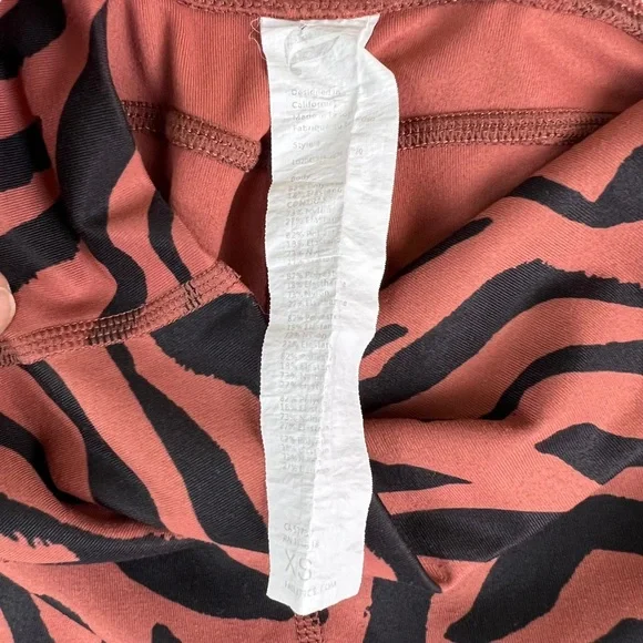 Fabletics PureLuxe Twist Leggings Womens Size XS Brown Black - Picture 11 of 15